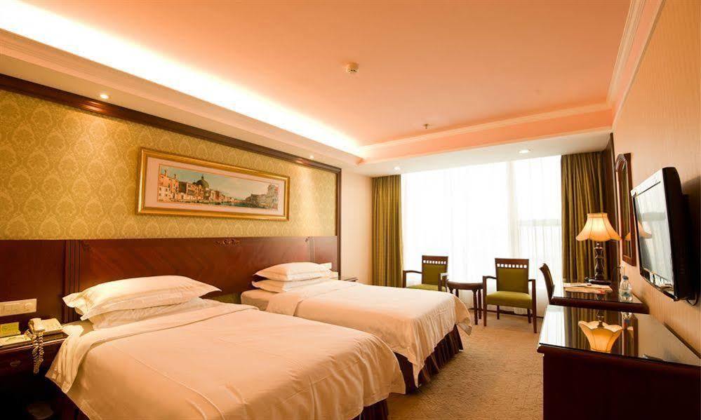 Vienna International Hotel Taicang Nanyang Plaza Zewnętrze zdjęcie